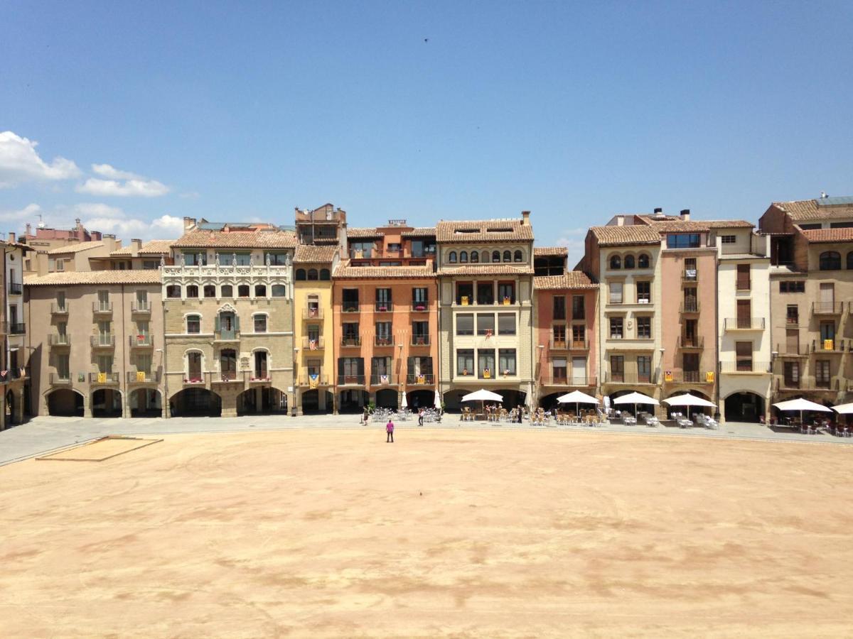 Apartaments Vicus 2 Con Vistas A La Plaza Mayor De Vic Exteriér fotografie
