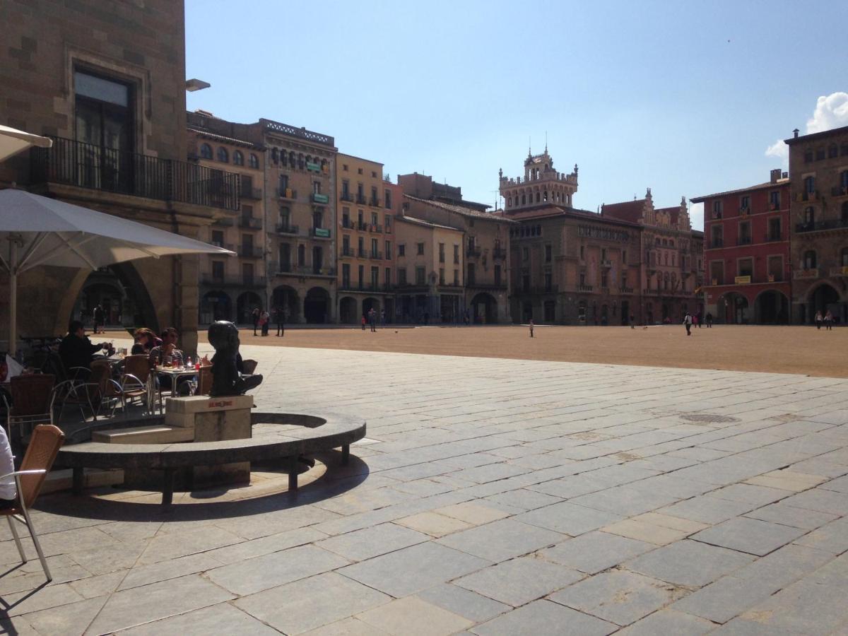 Apartaments Vicus 2 Con Vistas A La Plaza Mayor De Vic Exteriér fotografie