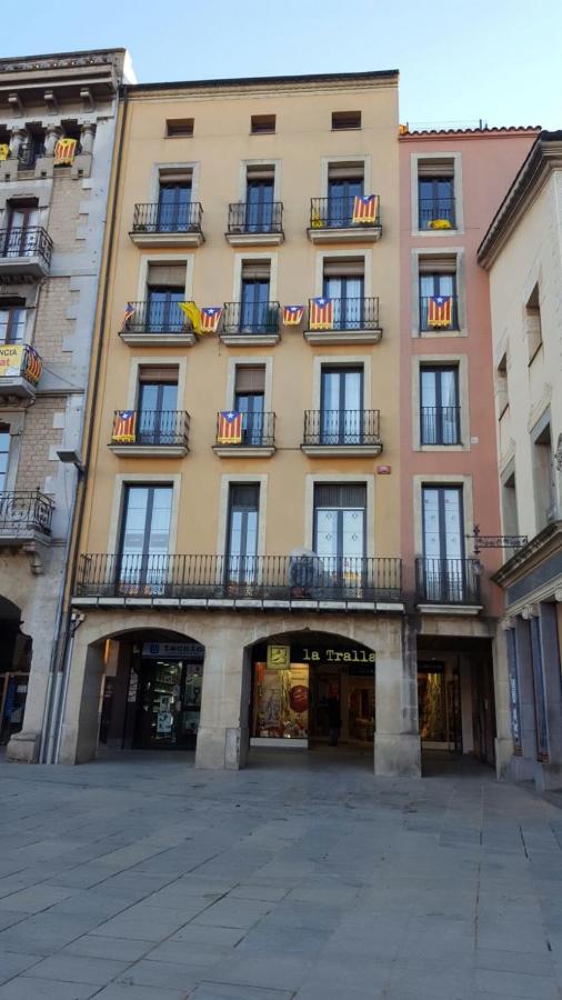 Apartaments Vicus 2 Con Vistas A La Plaza Mayor De Vic Exteriér fotografie